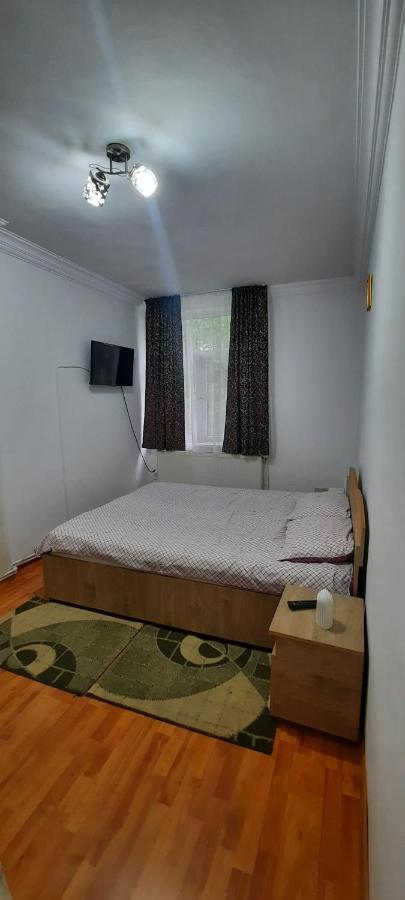 Apartament La Denis Birlad Exterior foto